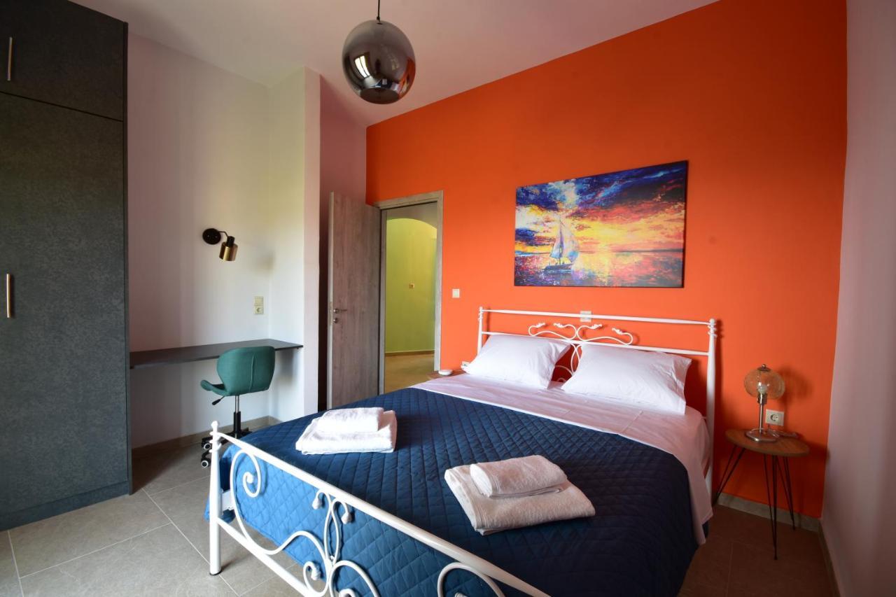 Konatsi Luxury Apartments Tiros Luaran gambar